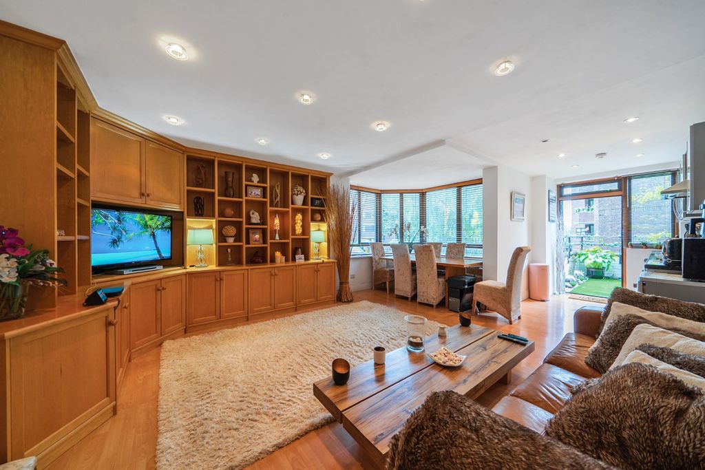 Property photo 1 of 19 Picture No. 11