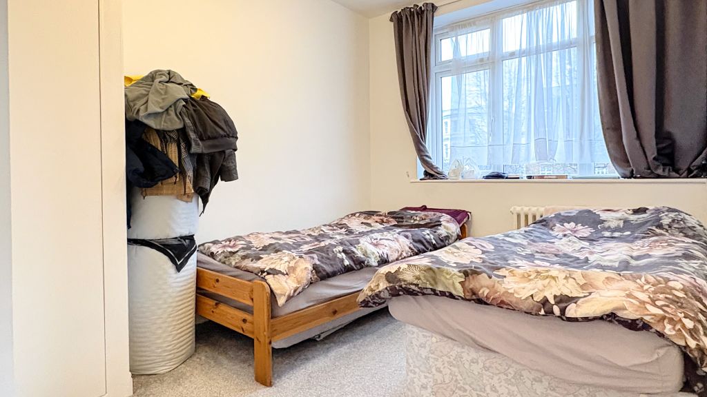 Property photo 3 of 5