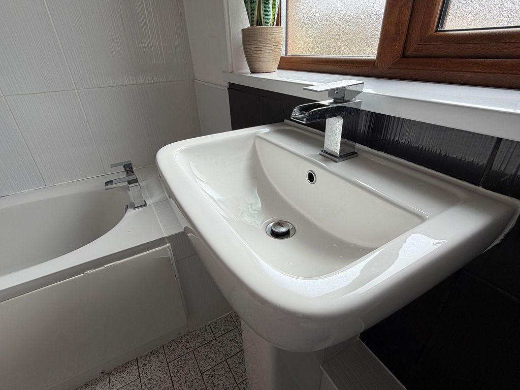 Additional image 21 of 3 bed flat for saleWoodburn Avenue, Dalkeith EH22