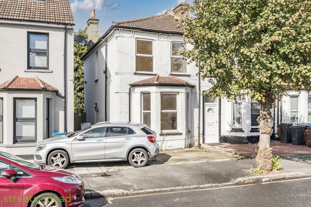 Property photo 1 of 19 4396645c-Aabd-496...