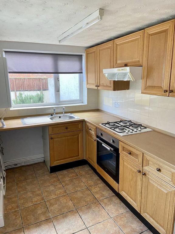 Property photo 2 of 9 815Fb917-c4Fe-469F-90Ff-B28461F42c8d.Jpg