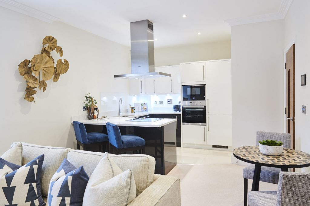 Property photo 1 of 8 1 Bed Flat To Rent Palace Wharf, Hammersmith W6