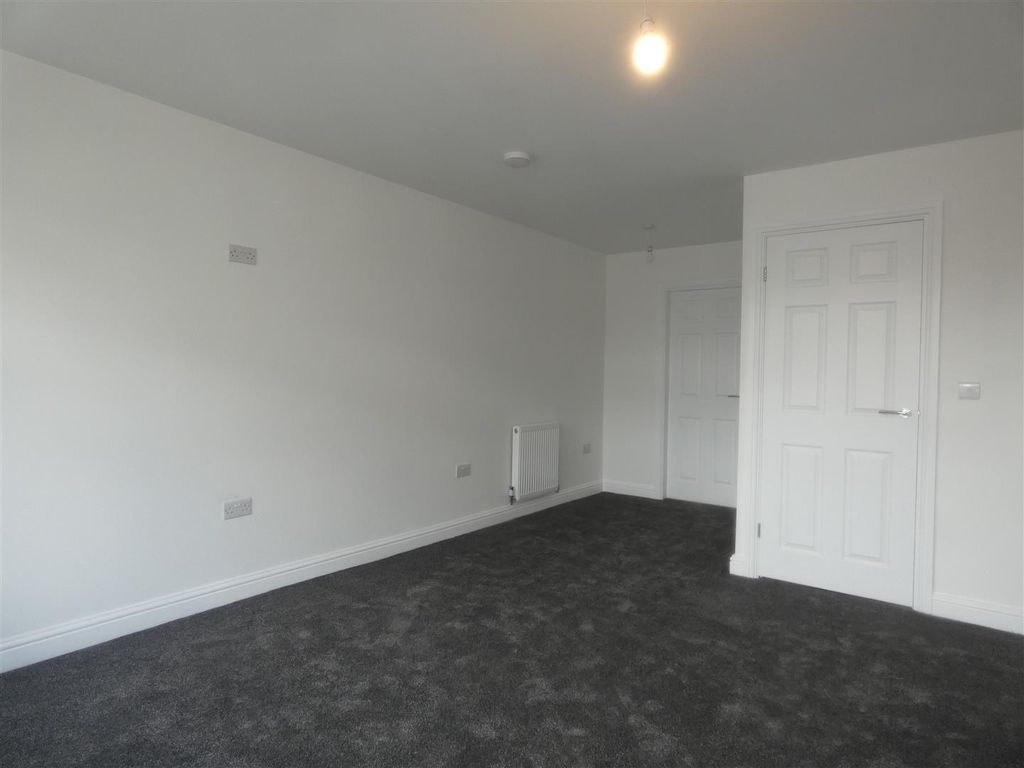 Property photo 2 of 15 P1040448.Jpg