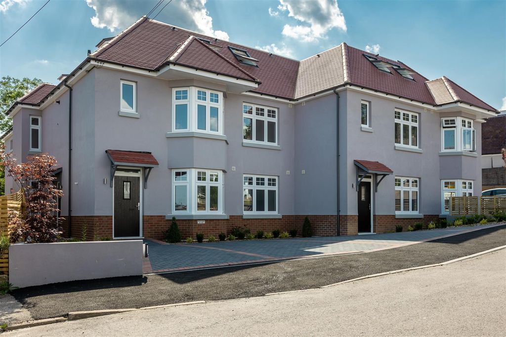 Property photo 2 of 25 4T5A3966-Hdr-Edit.Jpg