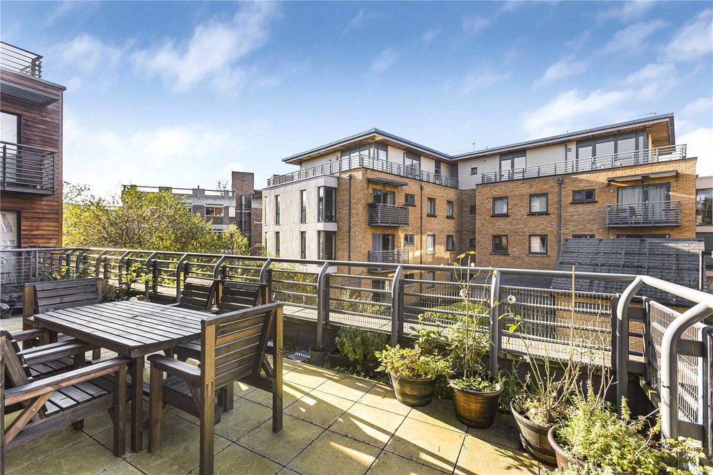 Property photo 2 of 9 Picture No. 04