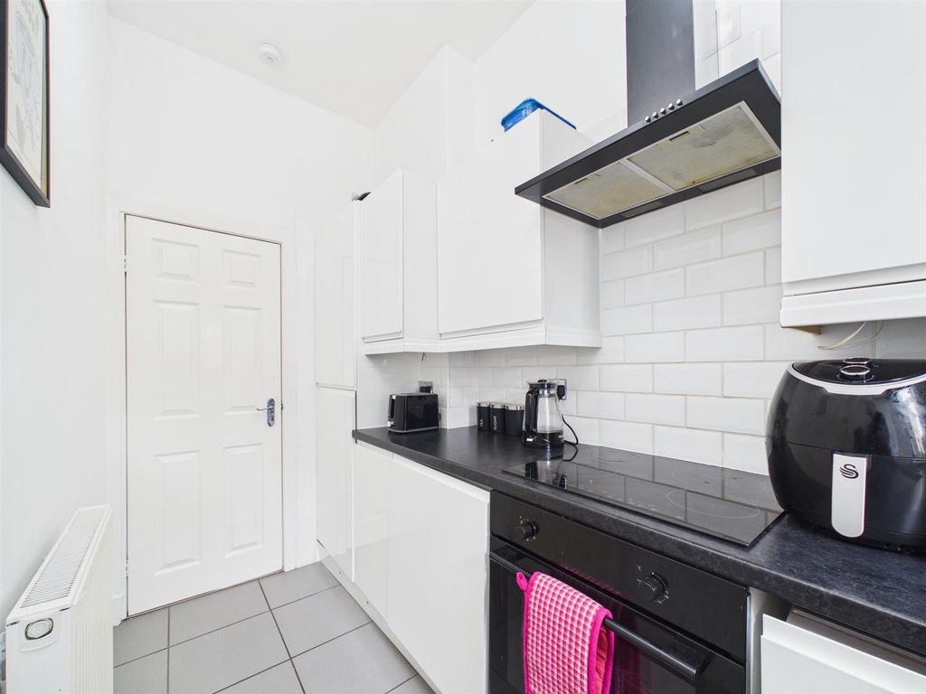 Additional image 5 of 2 bed flat for sale12A Feus Road, Perth PH1