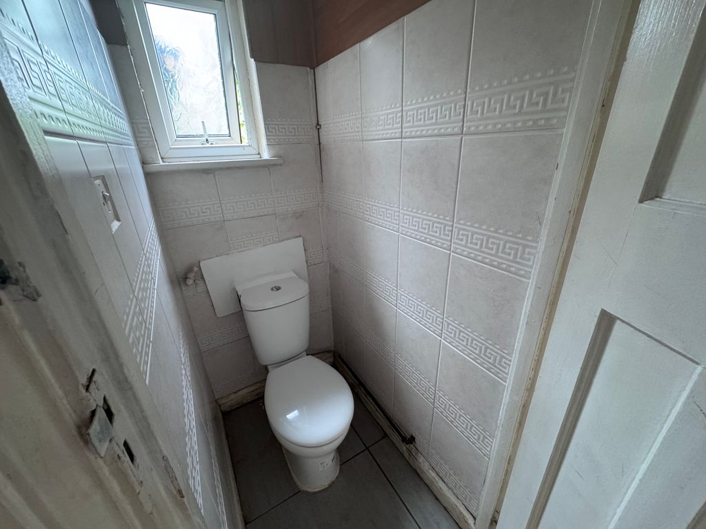 Property photo 3 of 4