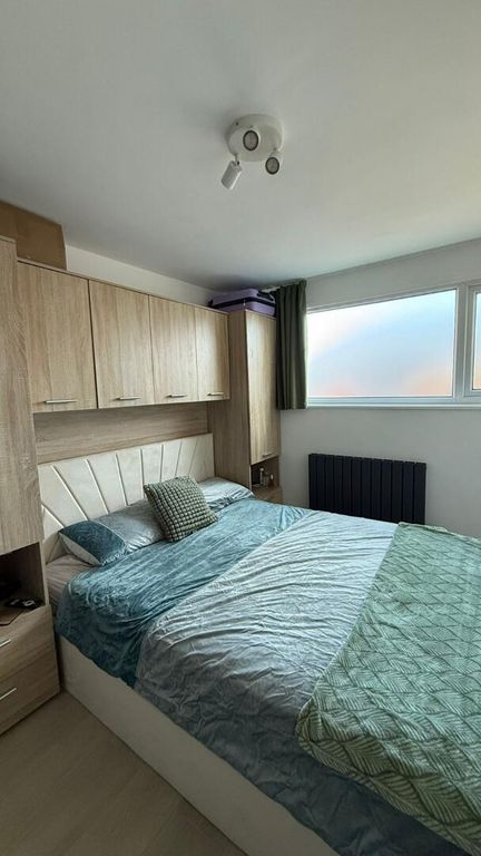 Property photo 2 of 13 Bedroom