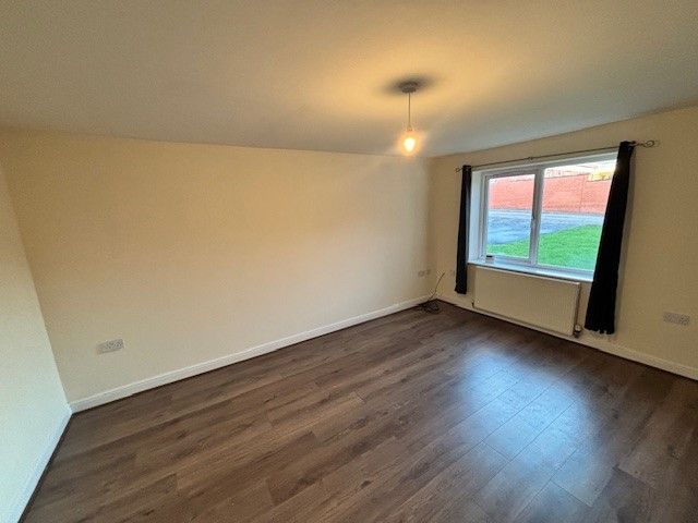 Property photo 2 of 8 Living Room