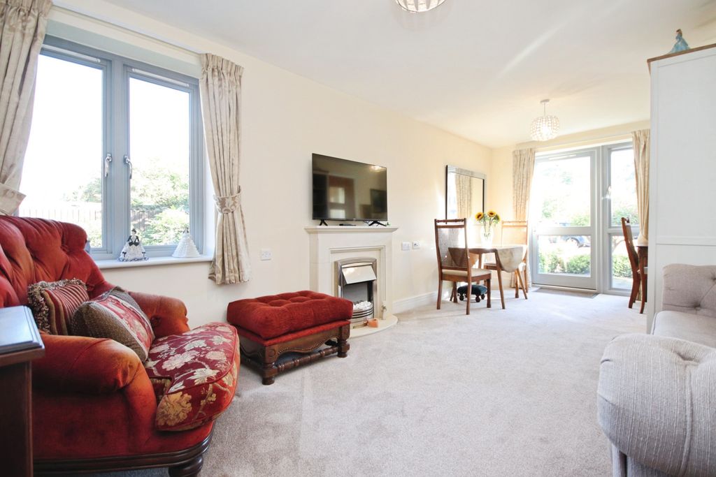 Property photo 3 of 9 32Ae7Ebe-Img_0390