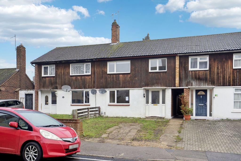 Property photo 2 of 12