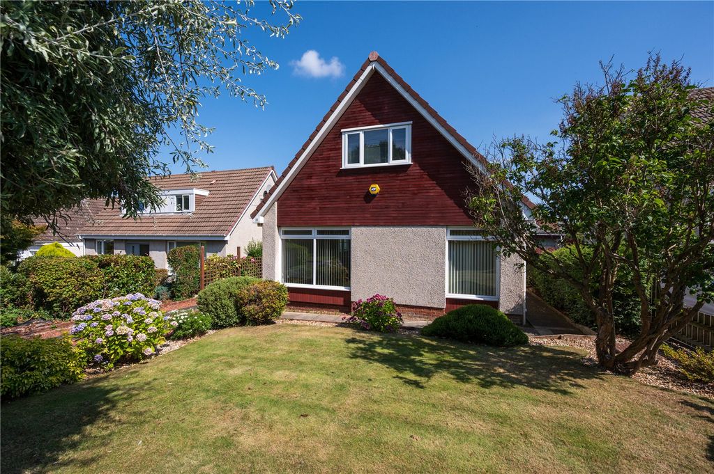 Property photo 1 of 20 Dean Road