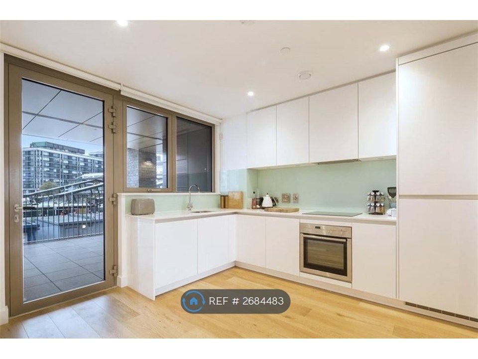 Property photo 1 of 22 Kitchen