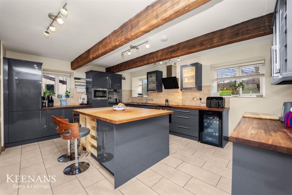 Property photo 3 of 71 3.Jpg