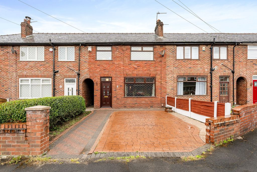 Property photo 1 of 16