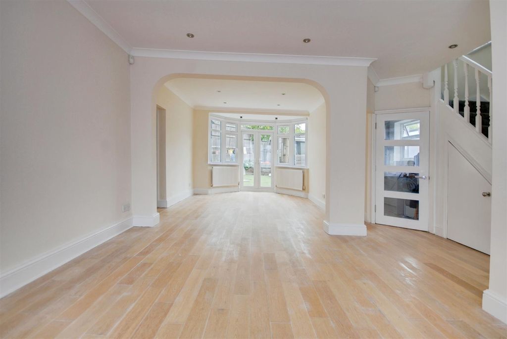 Property photo 3 of 11 Aa2B10F1-Dsc_0025-Dsc_0027.Jpg