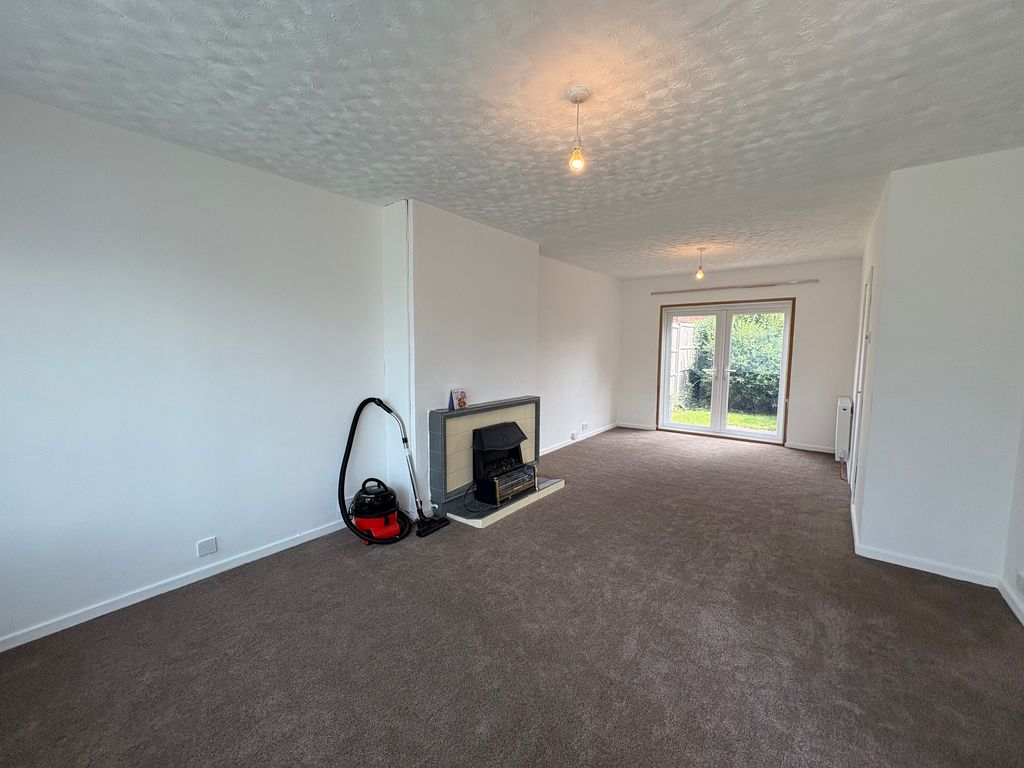 Property photo 2 of 11 Image