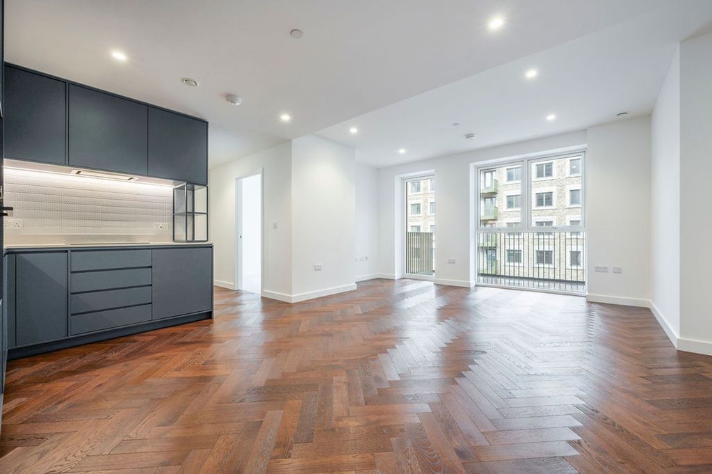 Property photo 2 of 10 Kitchen/Living