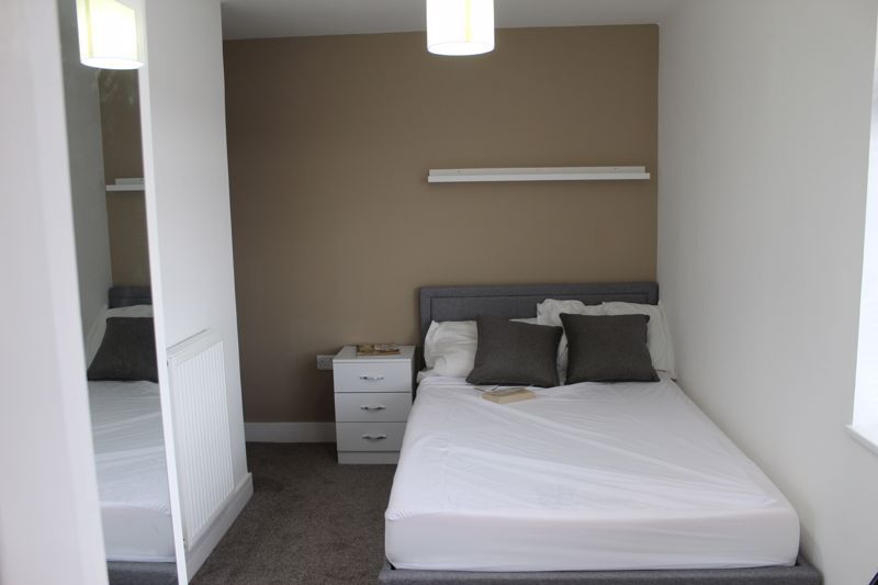 Property photo 3 of 10 Photo 9