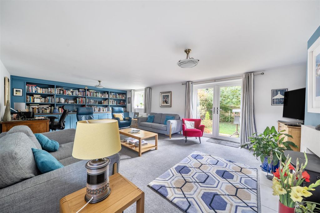 Property photo 3 of 23 Reception Room