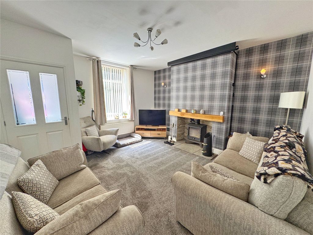 Property photo 3 of 22 Picture No. 31