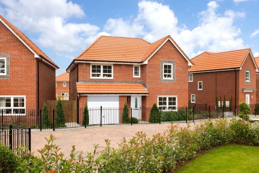 Property photo 2 of 9 Hemsworth