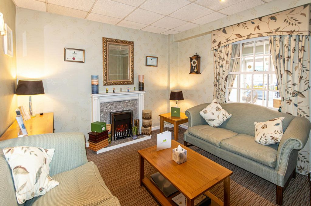 Property photo 2 of 8 3.Jpg