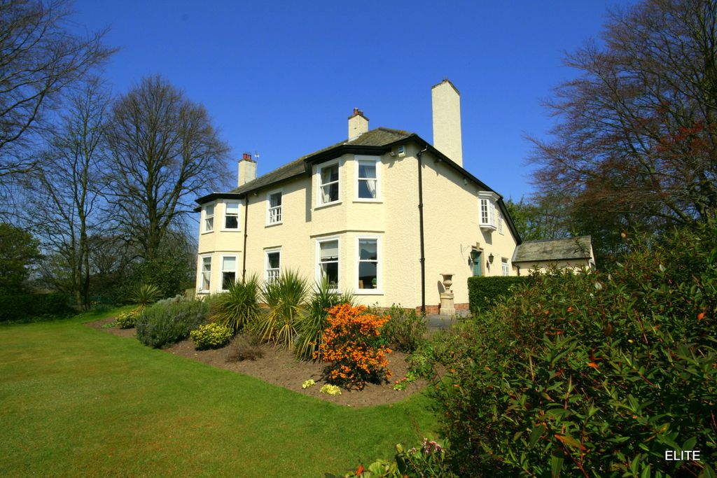 Property photo 1 of 37 01-Img_7900