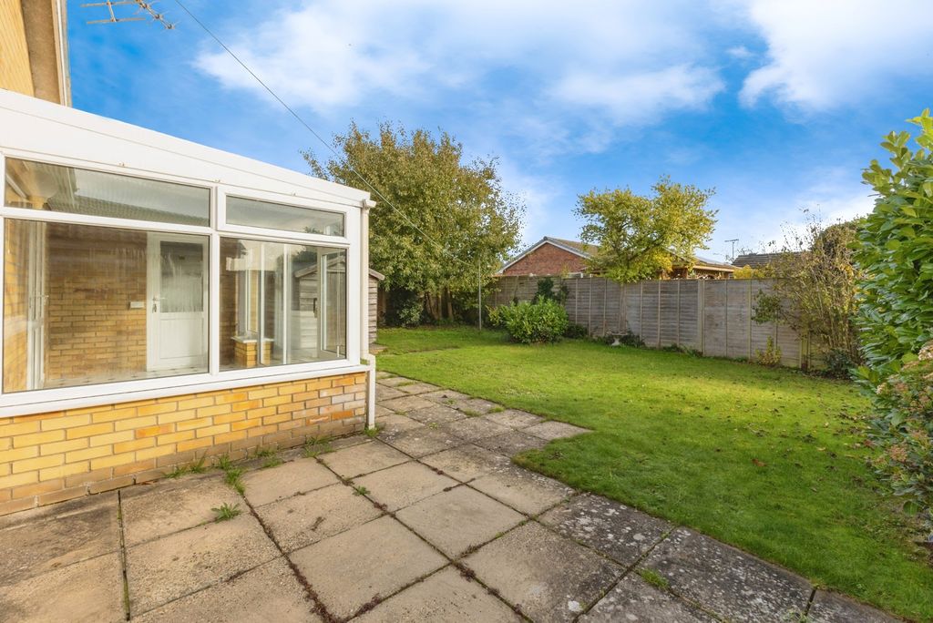 Property photo 2 of 16 Photo