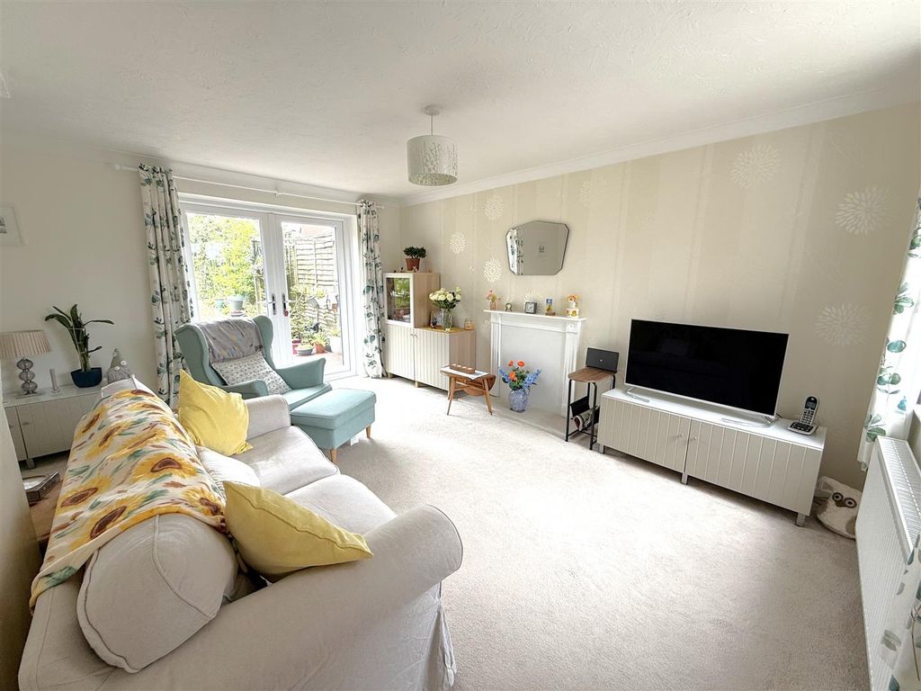 Property photo 3 of 11 3..Jpg