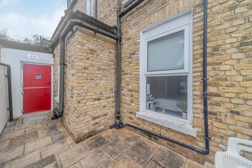 Property photo 3 of 12 Picture No. 07