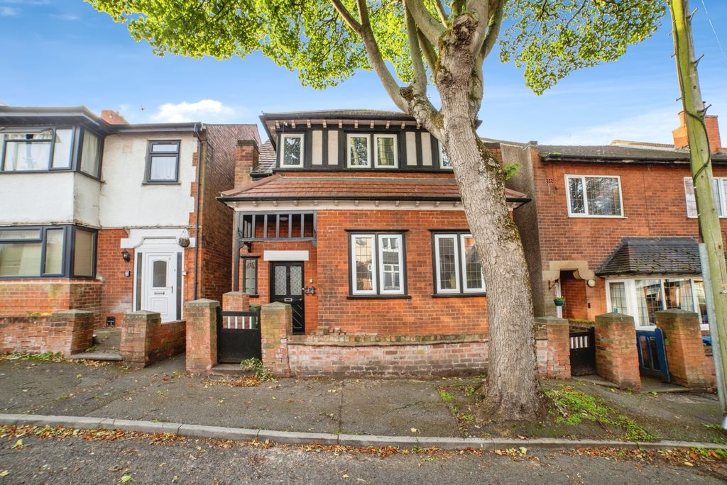 Property photo 1 of 17 Front