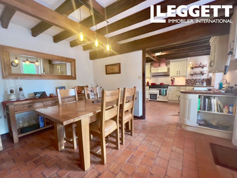 Property photo 2 of 10