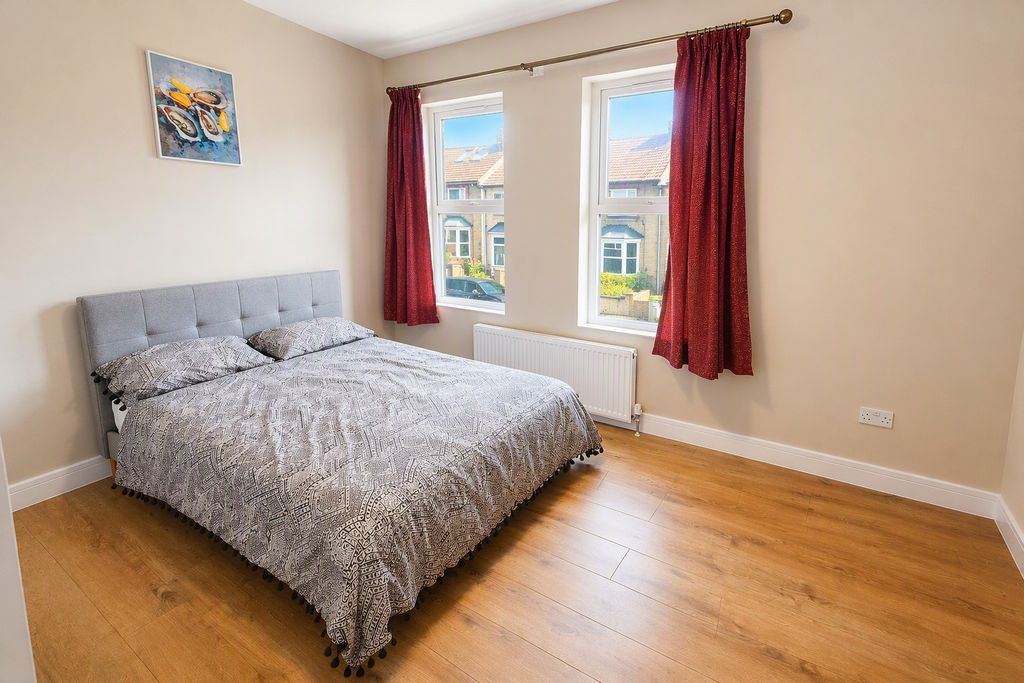 Property photo 1 of 4