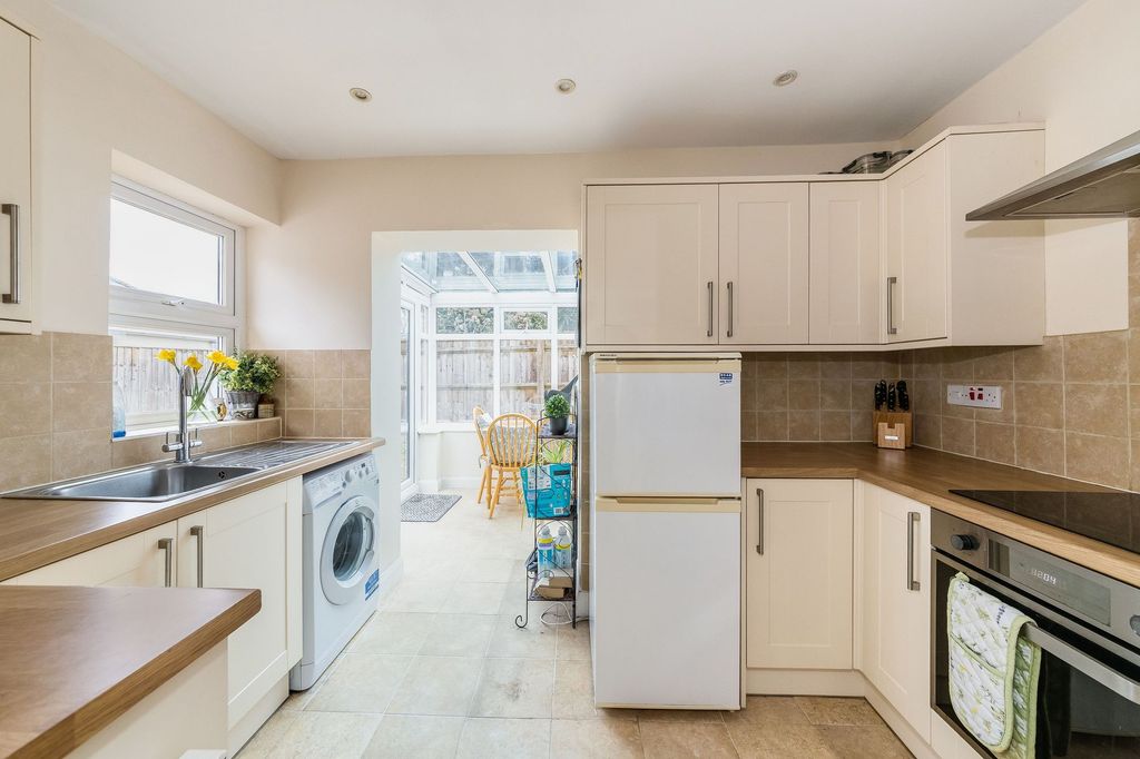 Property photo 3 of 22