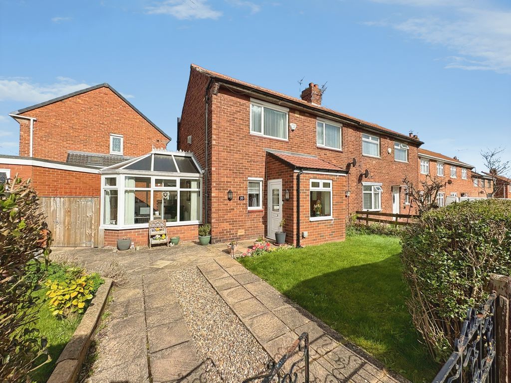 Property photo 1 of 11 Photo 2