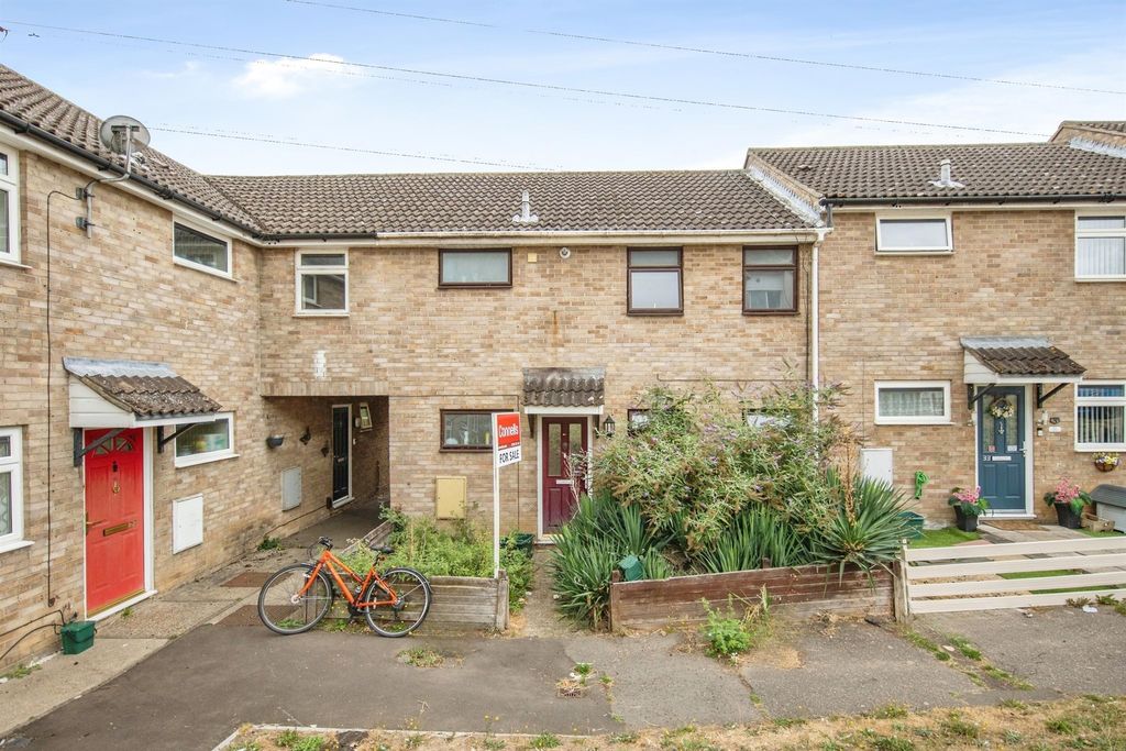Property photo 1 of 11