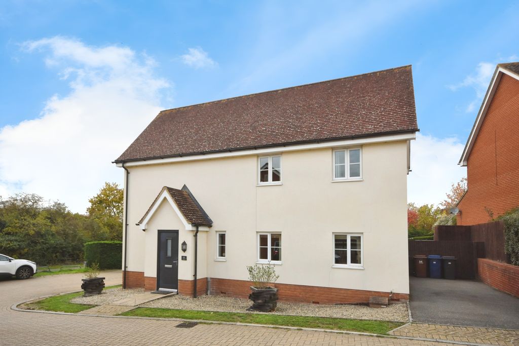 Property photo 2 of 20 Front Aspect