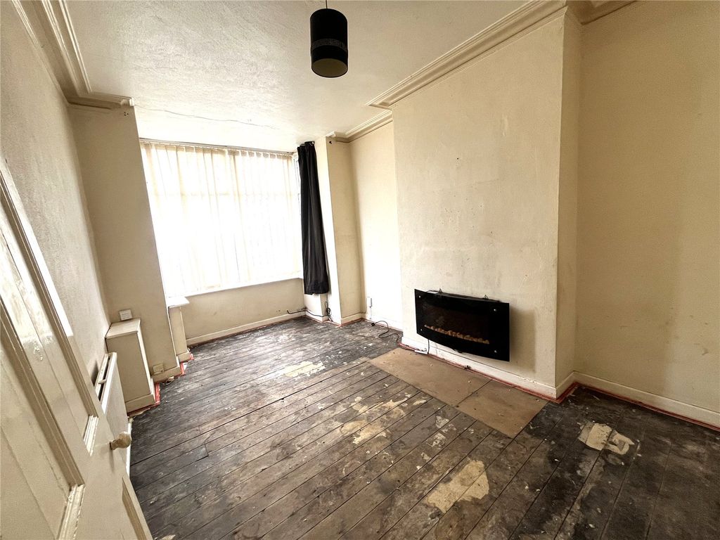 Property photo 2 of 13 Picture No. 19