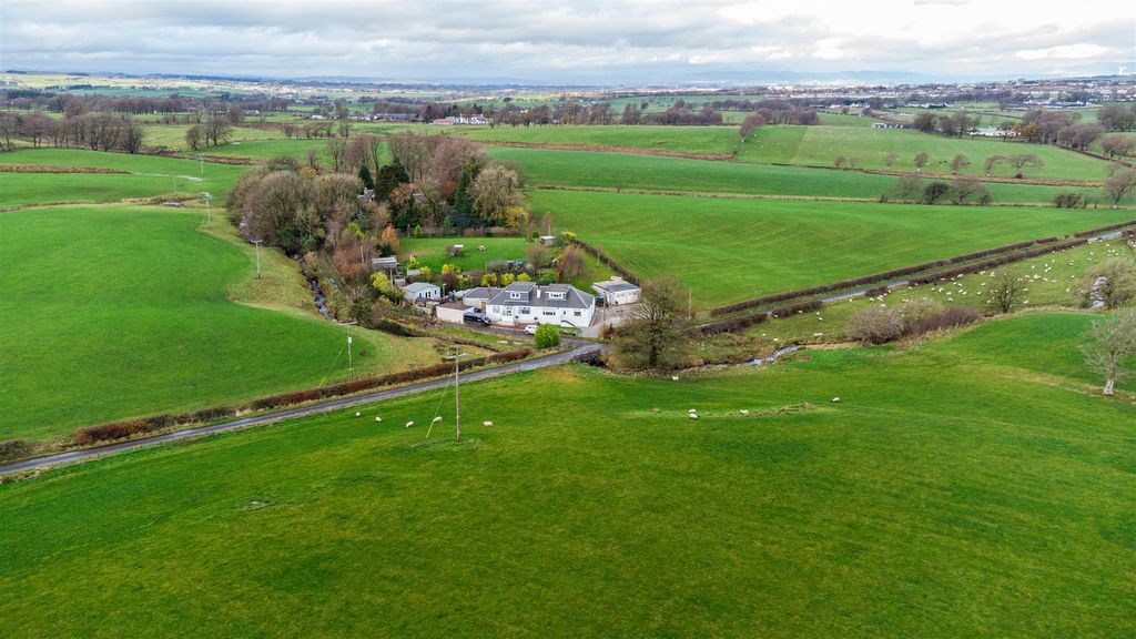 Property photo 2 of 23 Burnhouse Cottages-5.Jpg