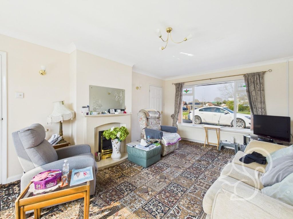 Property photo 3 of 16 Cam01254G0-Pr0295-Still003.Jpg