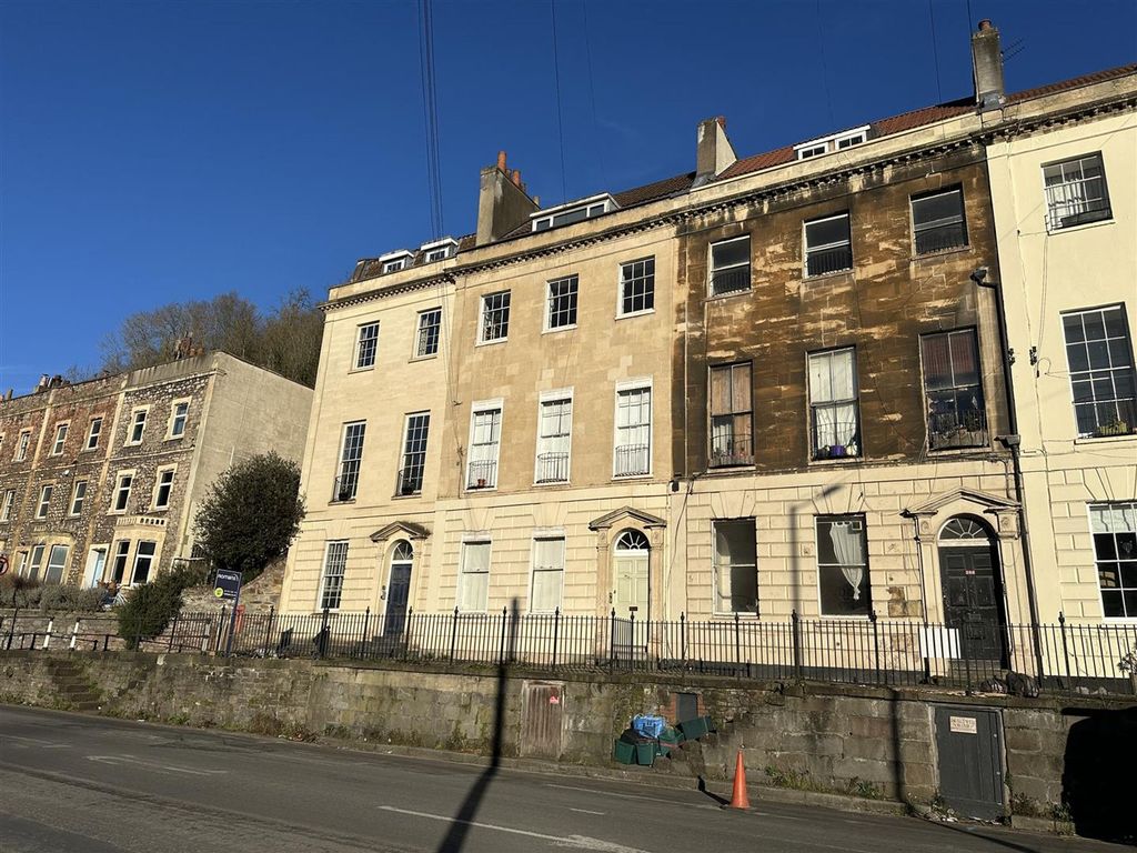 Property photo 2 of 7 Image00009.Jpeg