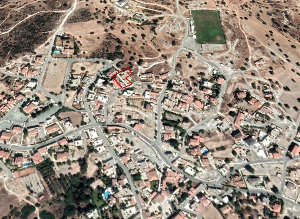 Property photo 1 of 14