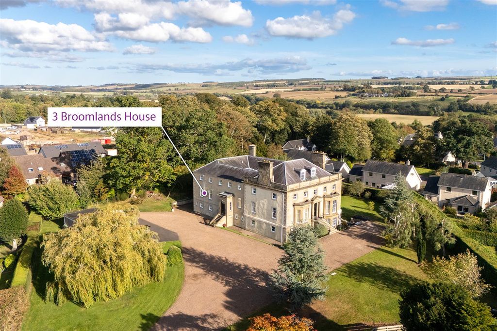 Property photo 1 of 30 3 Broomlands House-01.Jpg