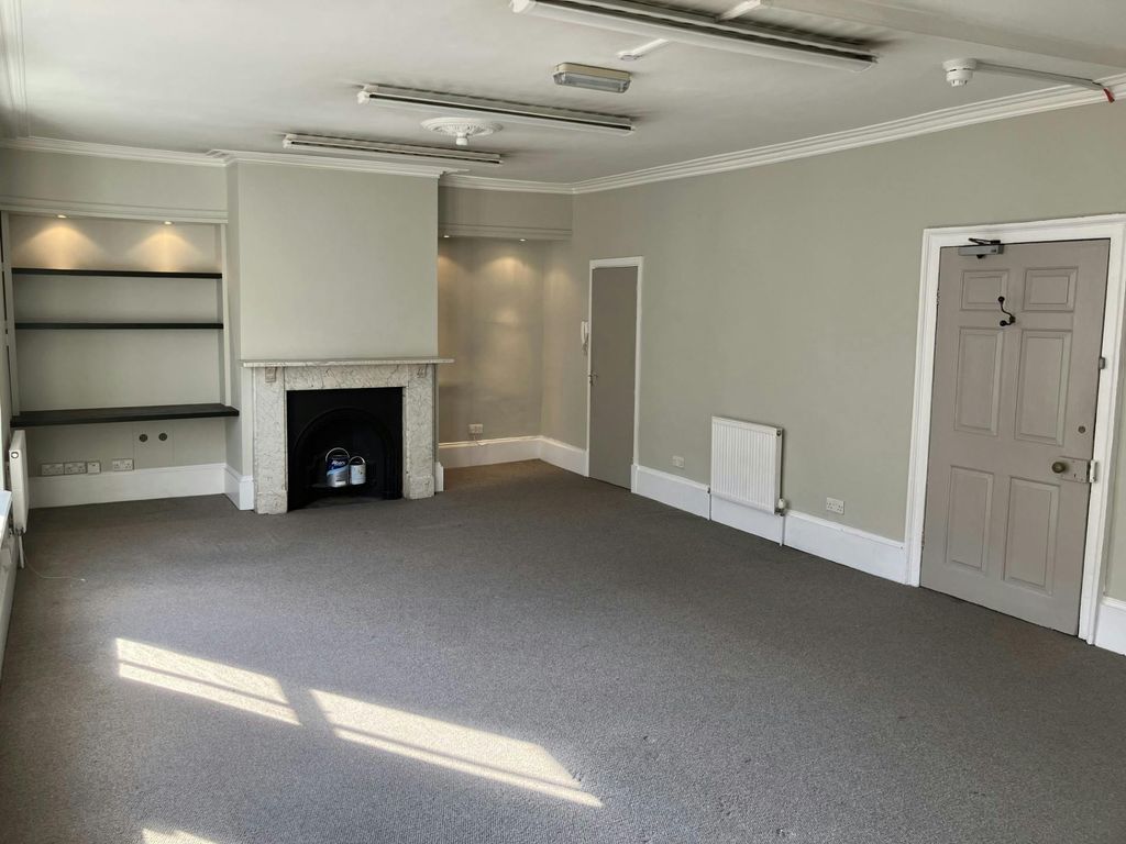 Property photo 2 of 3 Thumbnail_Img_0979.Jpg