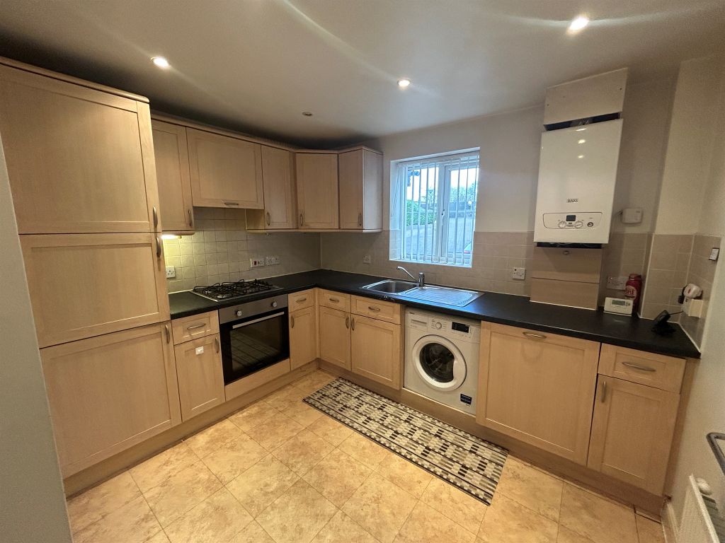 Property photo 2 of 15