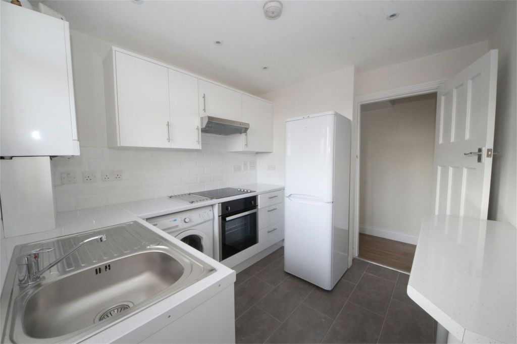 Property photo 3 of 10 12448313.Jpg