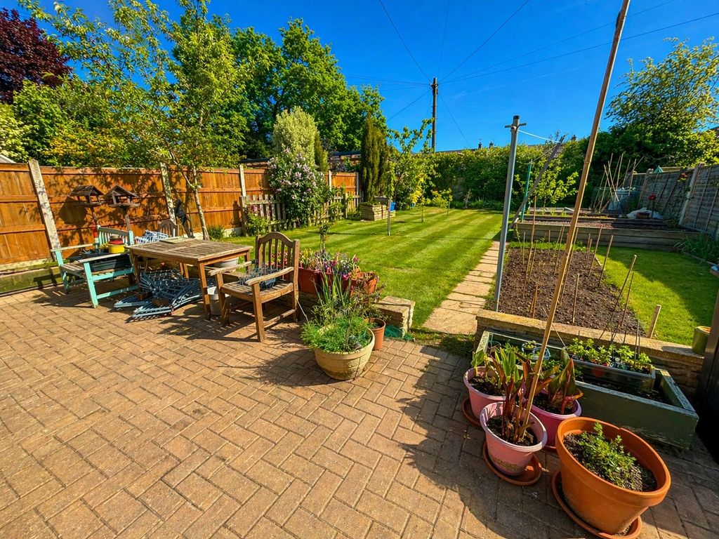 Property photo 3 of 18 Picture No. 27