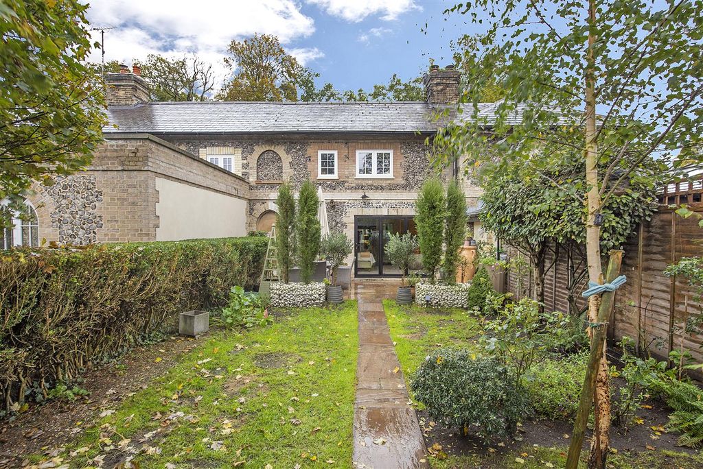 Property photo 1 of 24 3 Rectory Cottage Ph03.Jpg