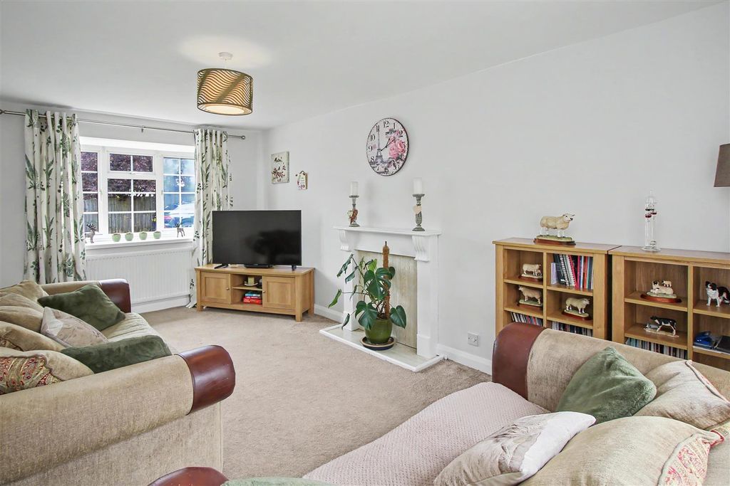 Property photo 2 of 27 Img_6615.Jpg
